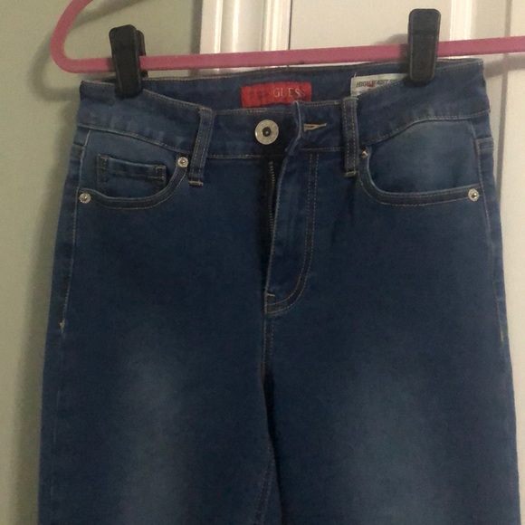 Guess Jeans - Picture 2 of 4